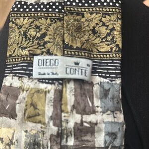 Diego Conte Floral and Geometric Tie made in Italy 🇮🇹 
Used in good condition
